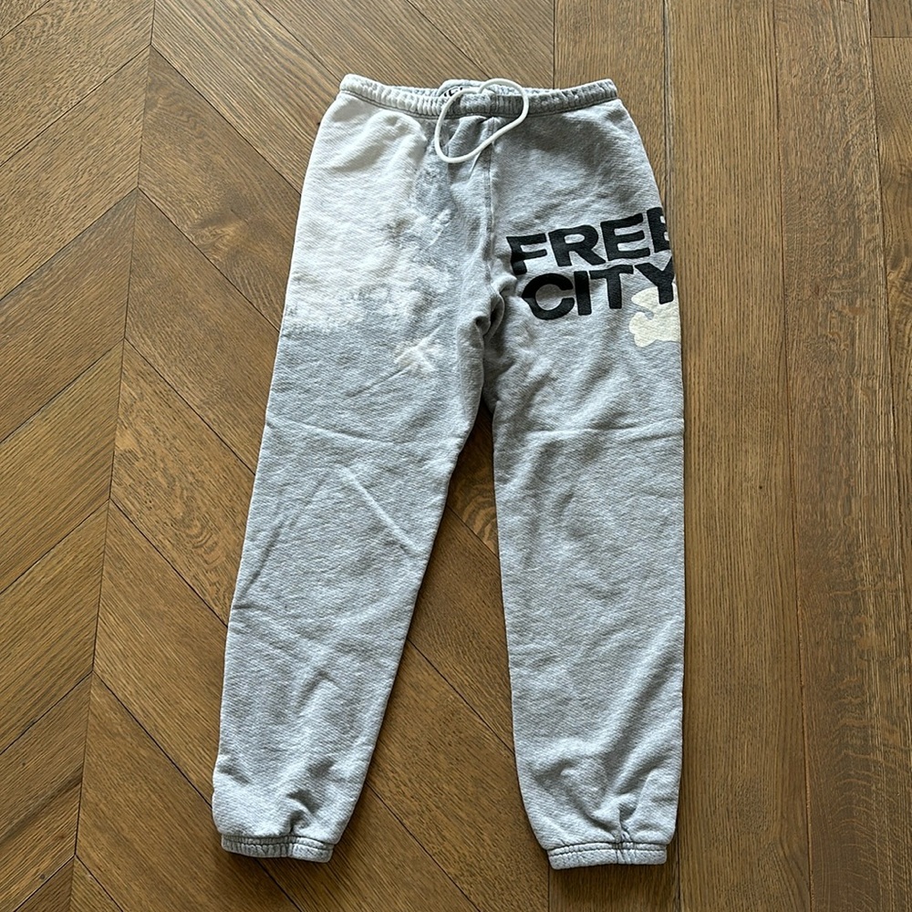 Free City joggers size XS